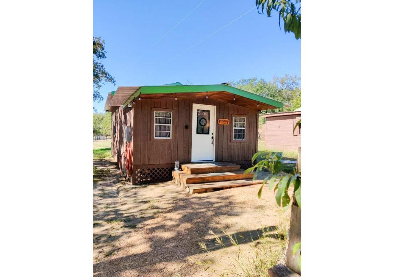 2 Sweet Cozy Cabin By Vacation Your Way Villa Hico Exterior photo